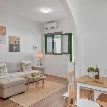 Casa Barriguita * إل جولفو